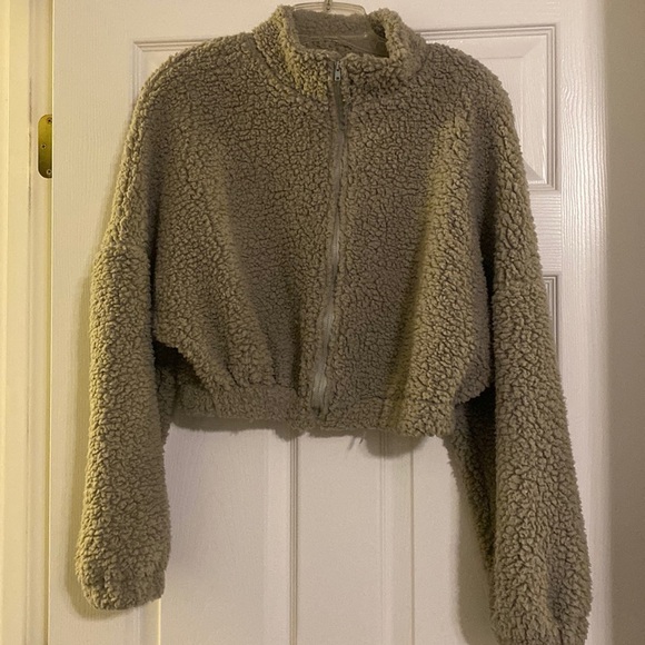 ❤️3 for $15!❤️ Sherpa zip up jacket, size 10, last two photos are actual color. - Picture 2 of 15